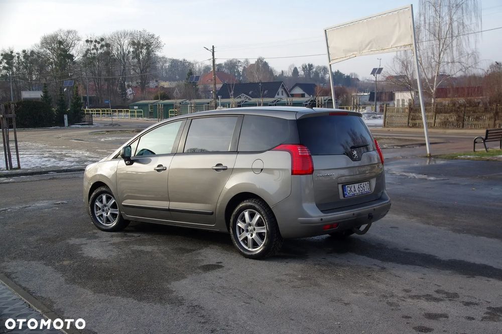 Peugeot 5008 - 4