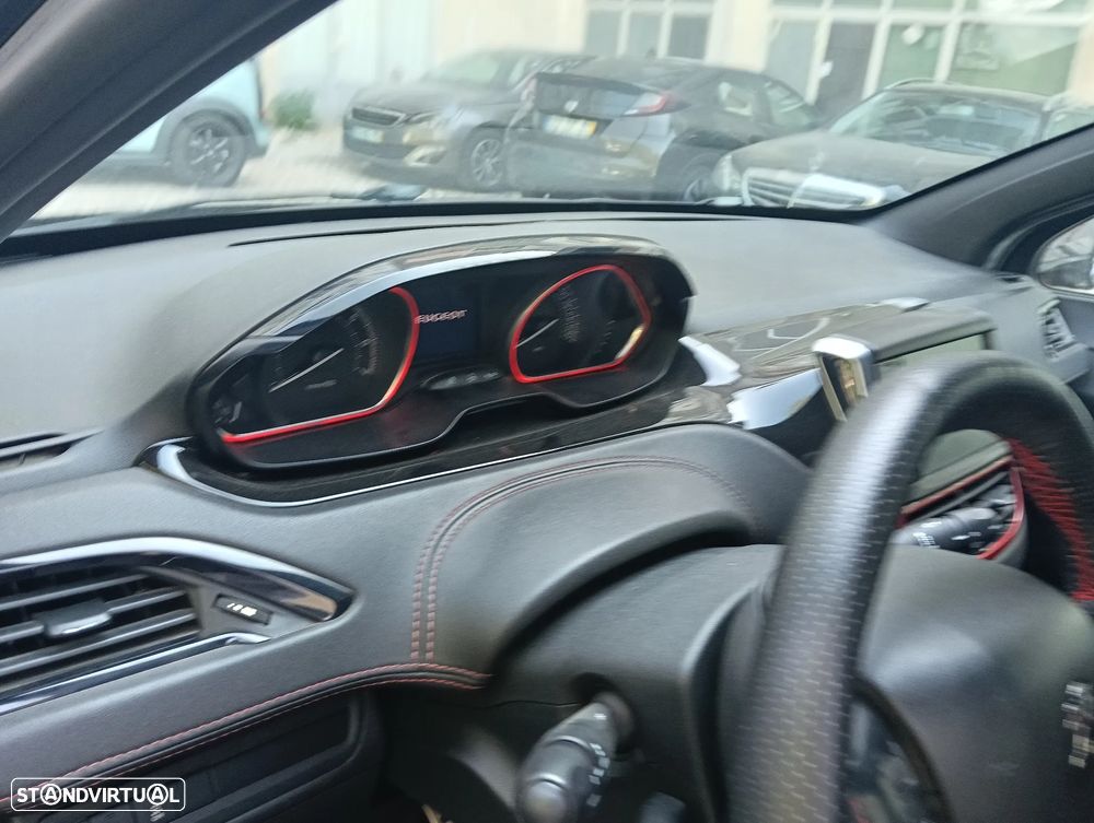 Peugeot 208 1.6 THP GTi Limited Edition - 14