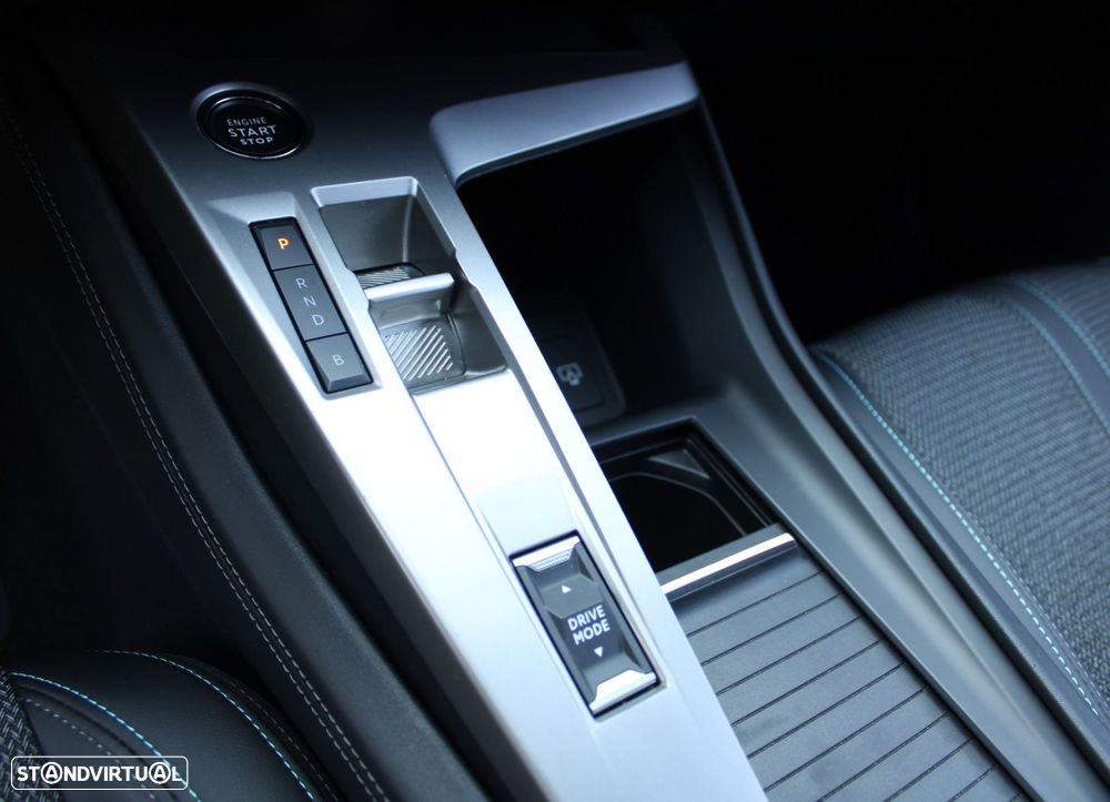 Peugeot 308 1.6 Hybrid Allure Pack e-EAT8 - 39