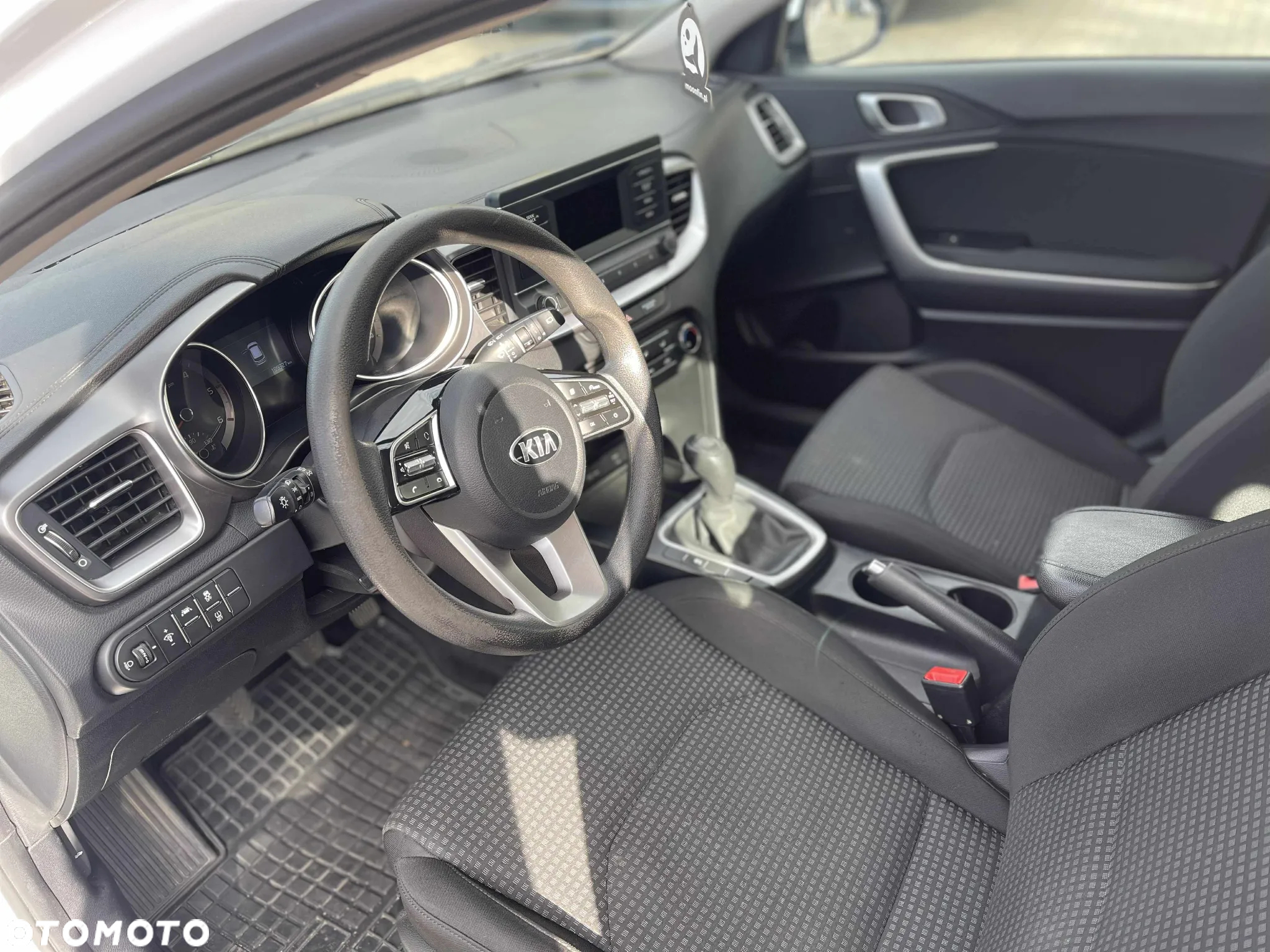 Kia Ceed 1.6 CRDi SCR GT-Line - 7