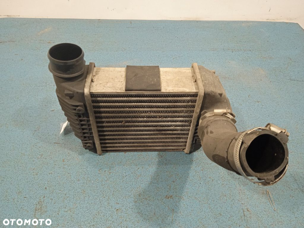 AUDI A6 C6 3.0 TDI INTERCOOLER 4F0145806R - 2