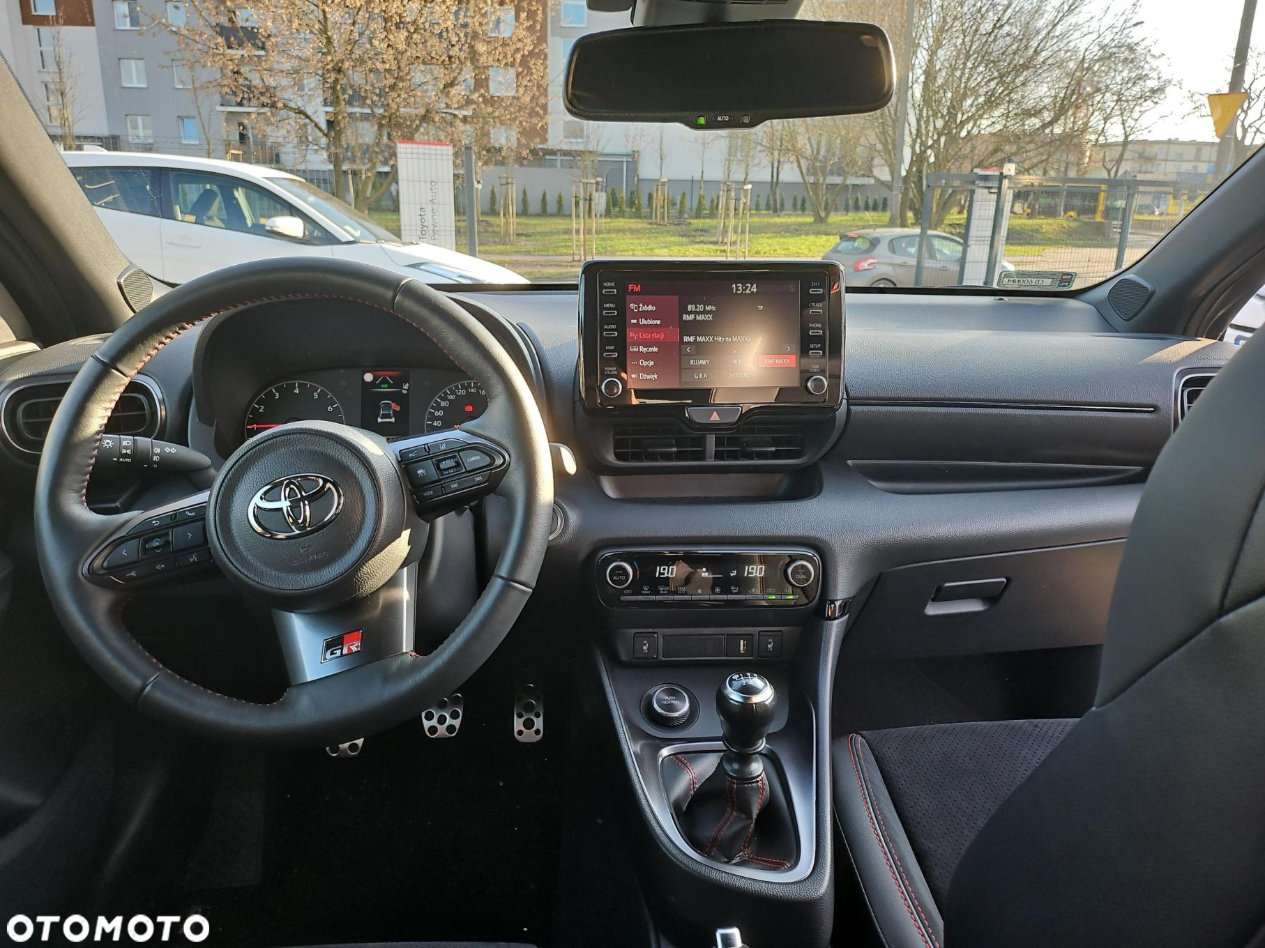 Toyota Yaris GR 1.6 Dynamic - 11