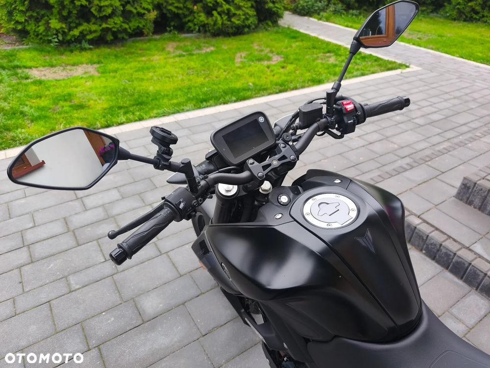 Yamaha MT - 17