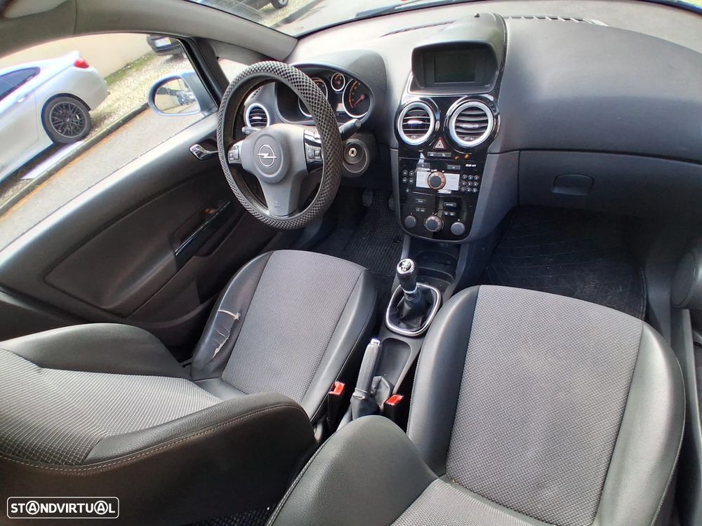 Opel Corsa 1.2 Enjoy - 21