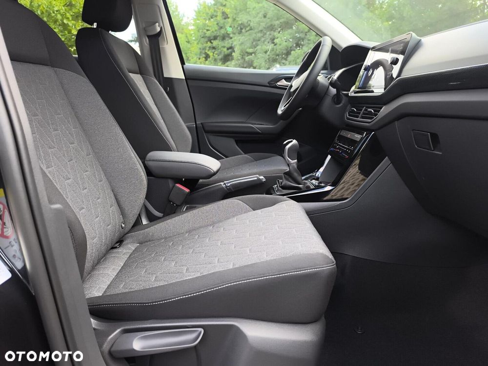 Volkswagen T-Cross - 22