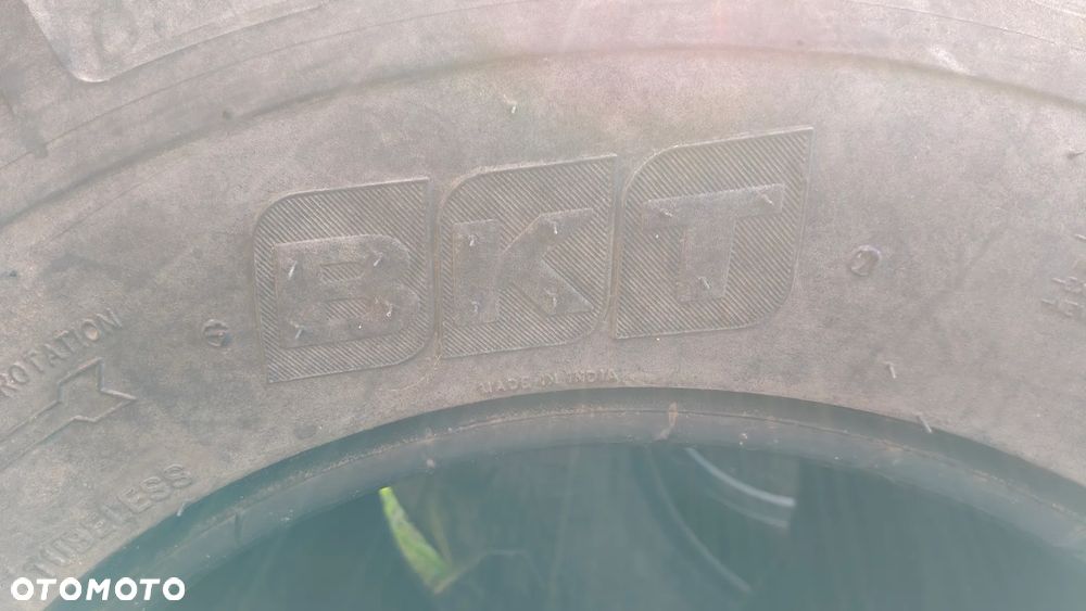 Opona opony 16.0/70-20 BKT 4 sztuki - 10