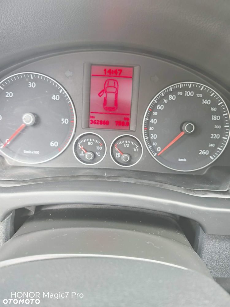 Volkswagen Golf Plus 1.9 TDI Cross - 9