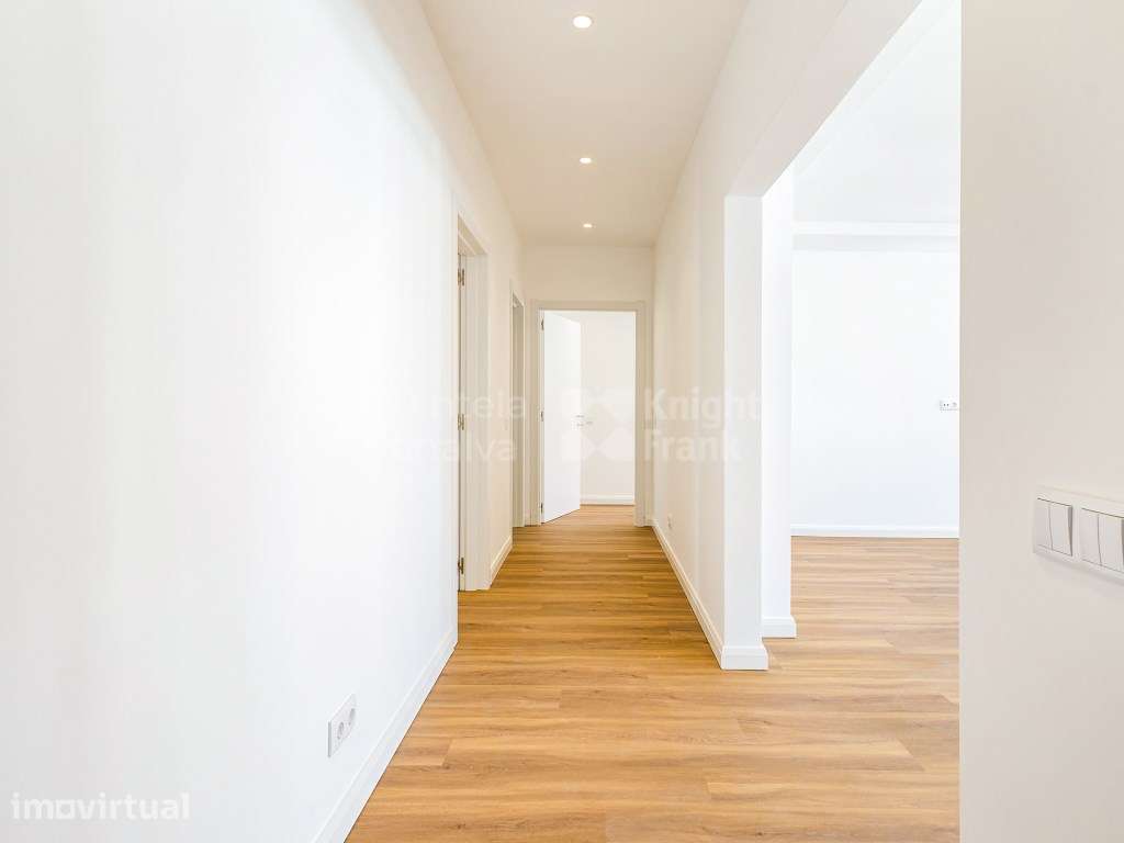 Apartamento T2 para arrendar, sem móveis, na Estrela - Grande imagem: 5/24
