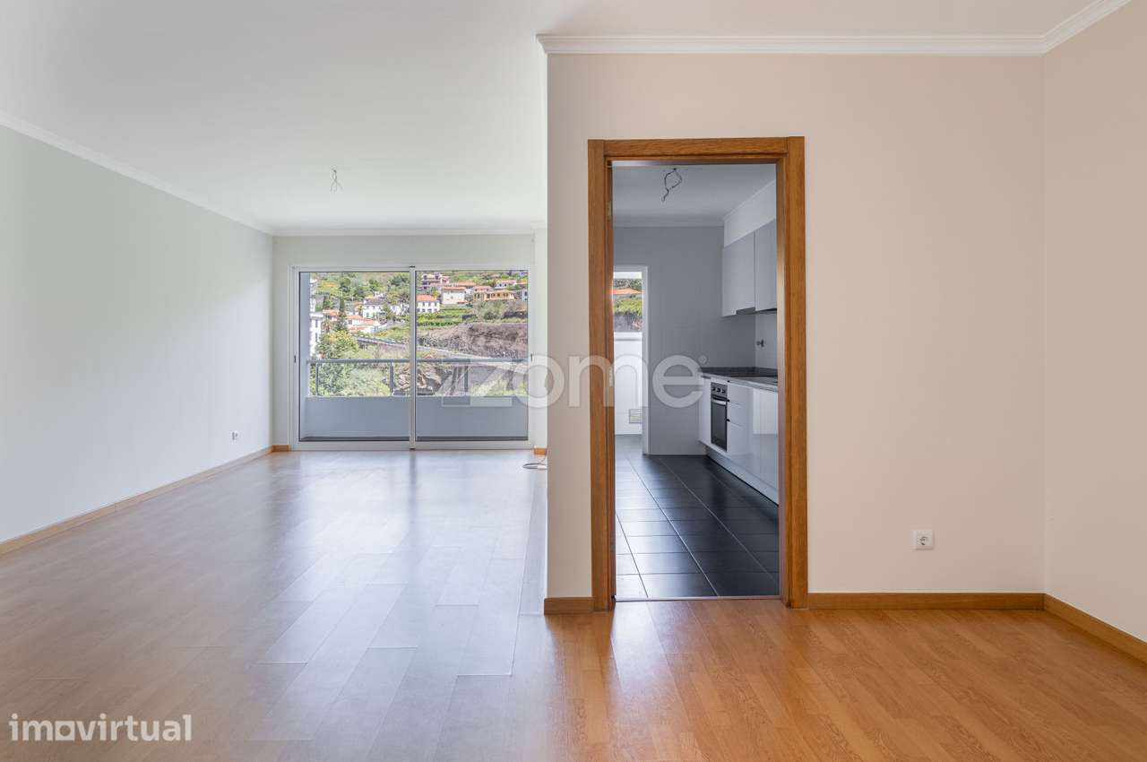 T2 Novo com Amplas Áreas, Piscina Aquecida e Excelente Localização - Grande imagem: 3/22