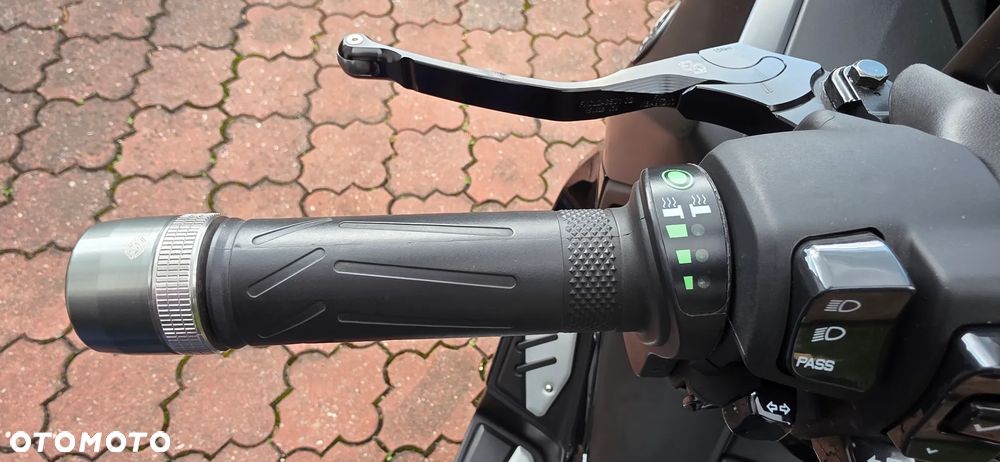 Yamaha X-max - 6