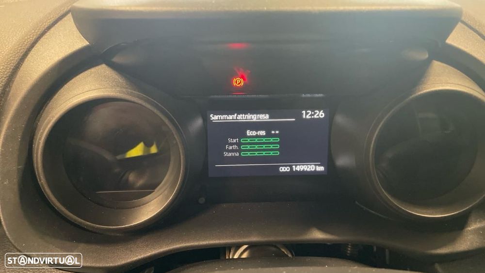 Toyota Yaris Cross 1.5 HDF Comfort - 3
