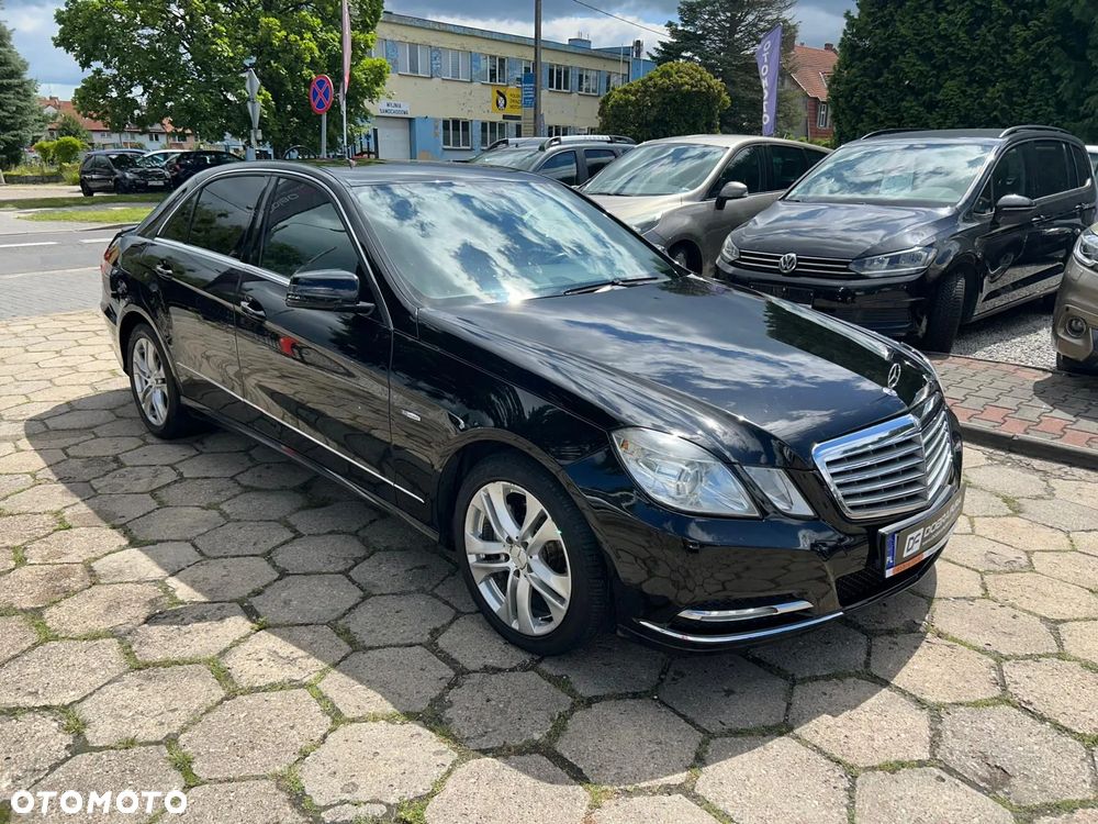 Mercedes-Benz Klasa E 200 CDI DPF BlueEFFICIENCY 7G-TRONIC Elegance - 1