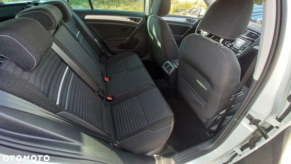 Volkswagen Golf 1.4 TSI BlueMotion Technology Cup - 4