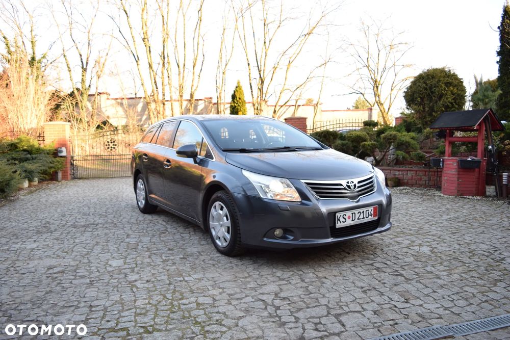 Toyota Avensis 2.0 D-4D Business Edition - 8
