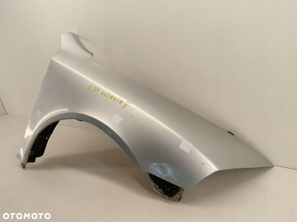 BŁOTNIK PRAWY PRZEDNI PRZÓD SKODA OCTAVIA II 04-08 - 2