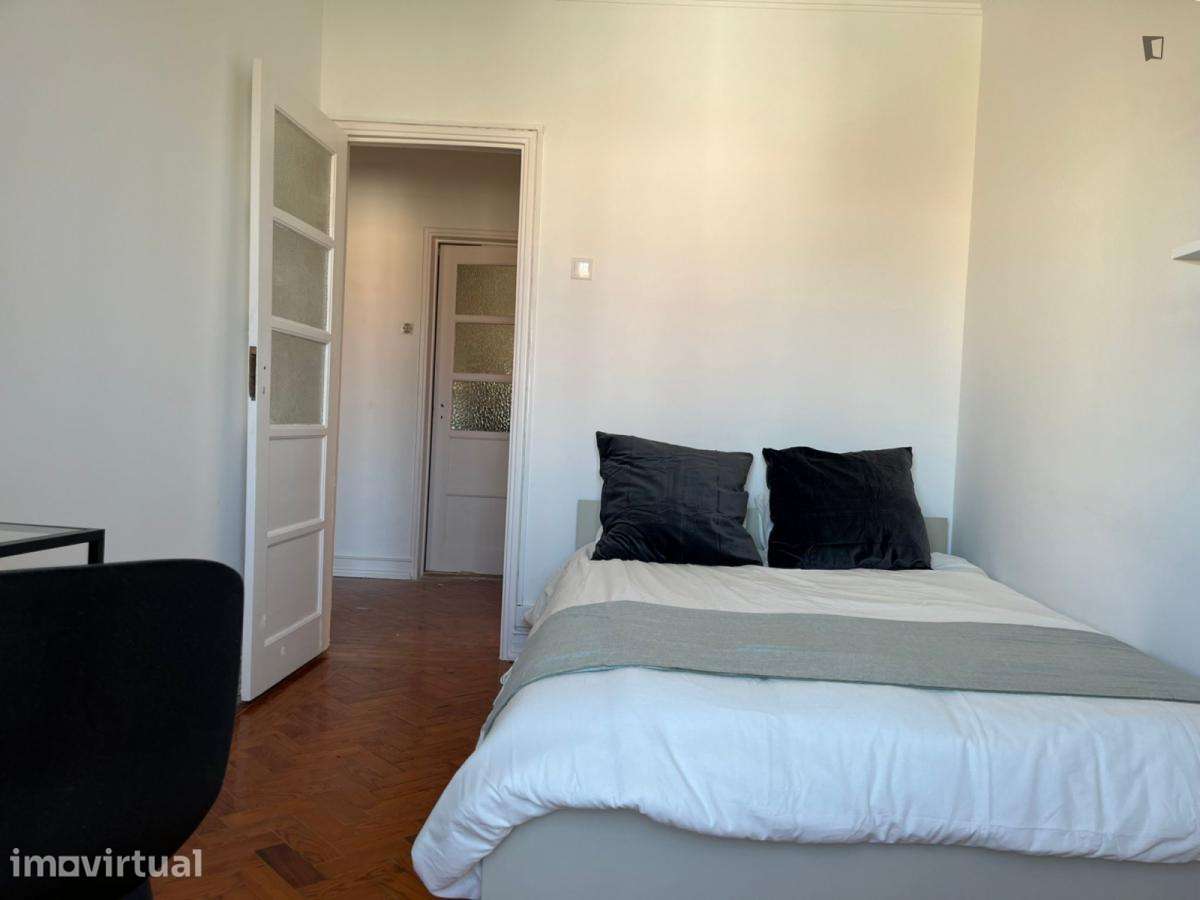 Quarto - localizado em Alvalade Lisbon - Grande imagem: 3/14