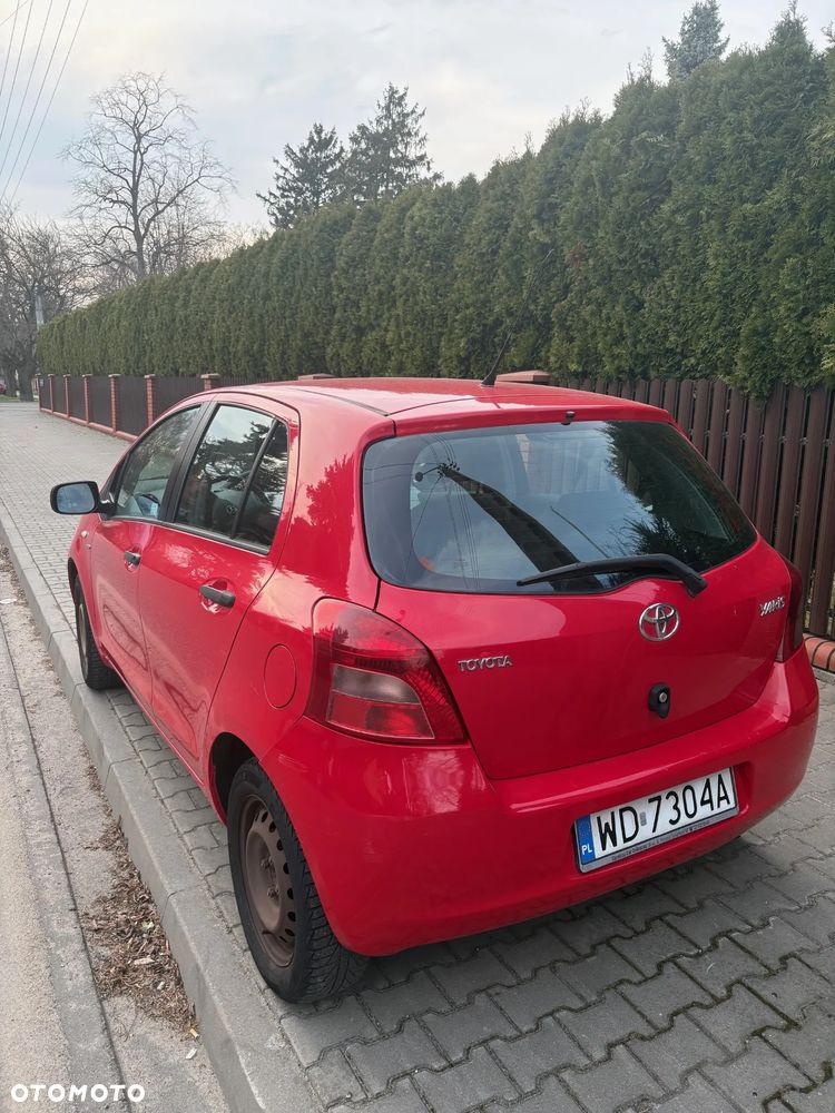Toyota Yaris 1.4 D-4D Terra - 2