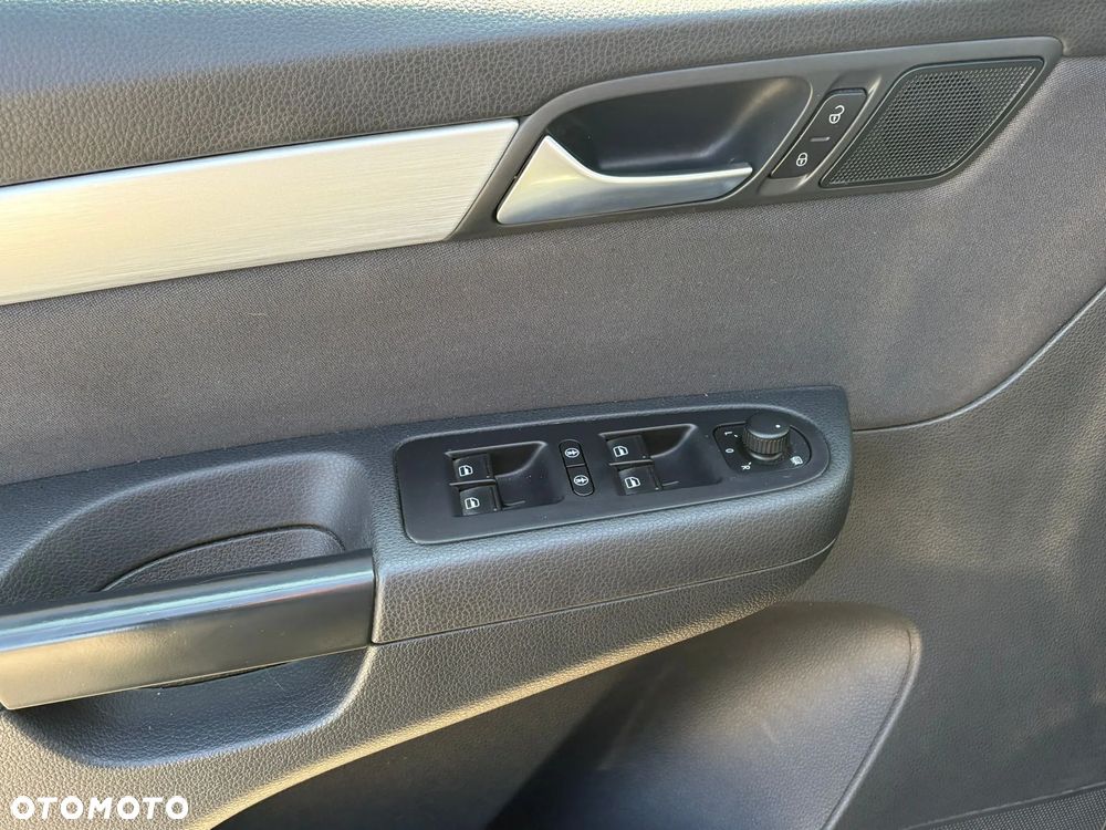Volkswagen Sharan 2.0 TDI DSG BlueMotion Technology Cup - 25