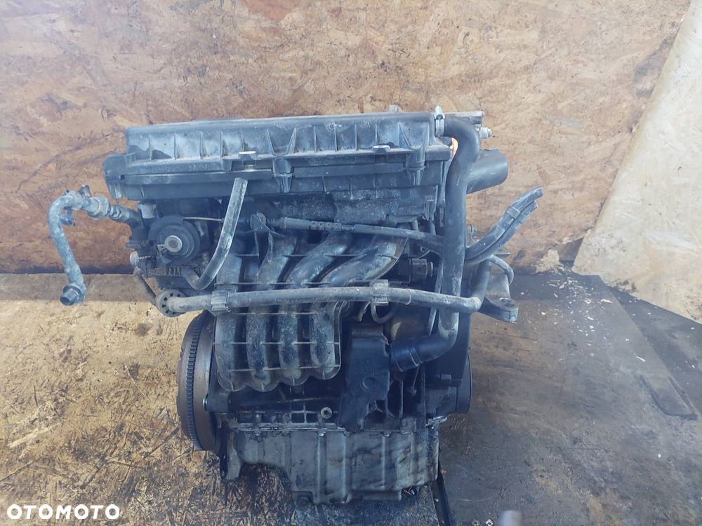 SILNIK BENZYNOWY SŁUPEK VOLKSWAGEN GOLF IV 1.4 16V AKQ ID: 232528 - 1