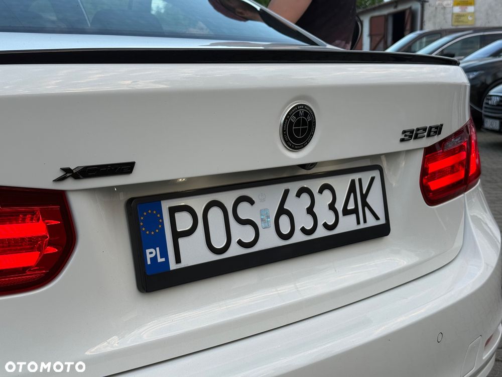 BMW Seria 3 328i xDrive Sport-Aut - 7