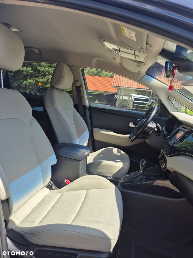 Kia Carens 1.7 CRDi Spirit - 17