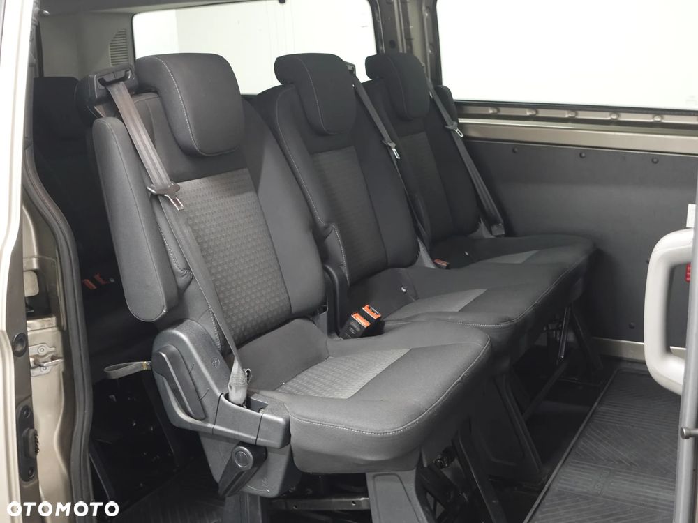 Ford Transit Custom - 23