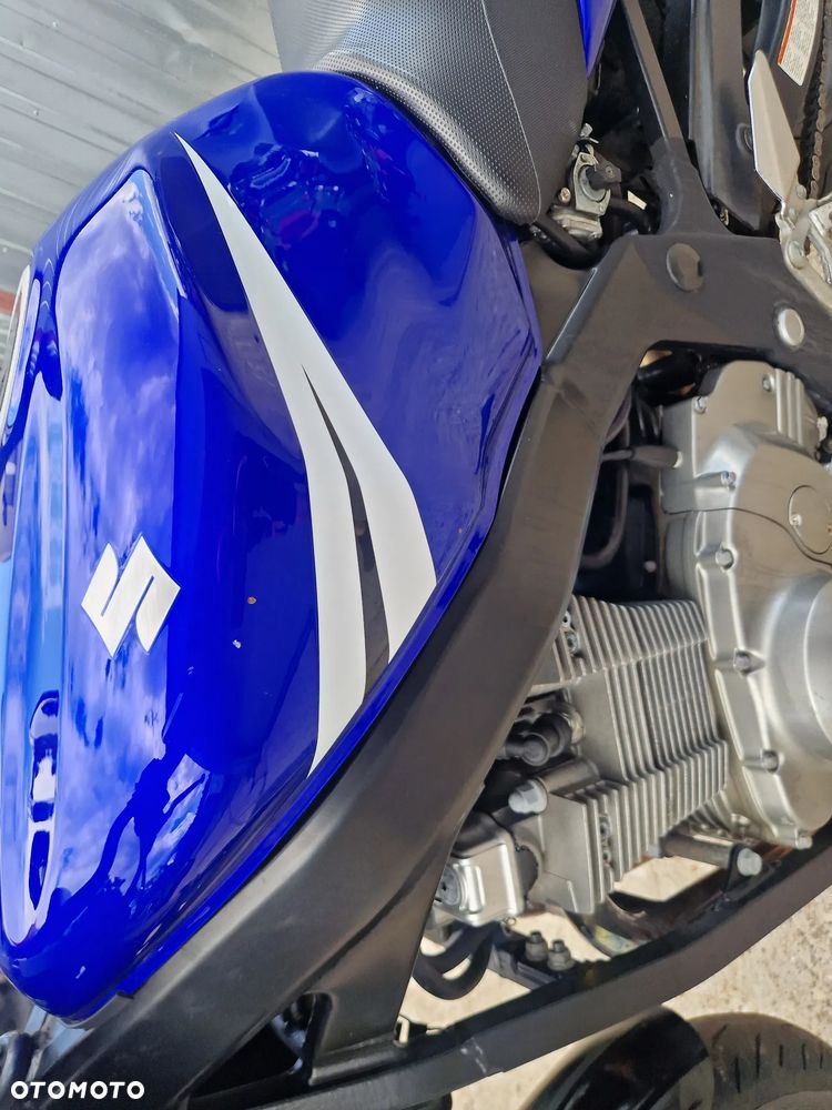 Suzuki GS - 24