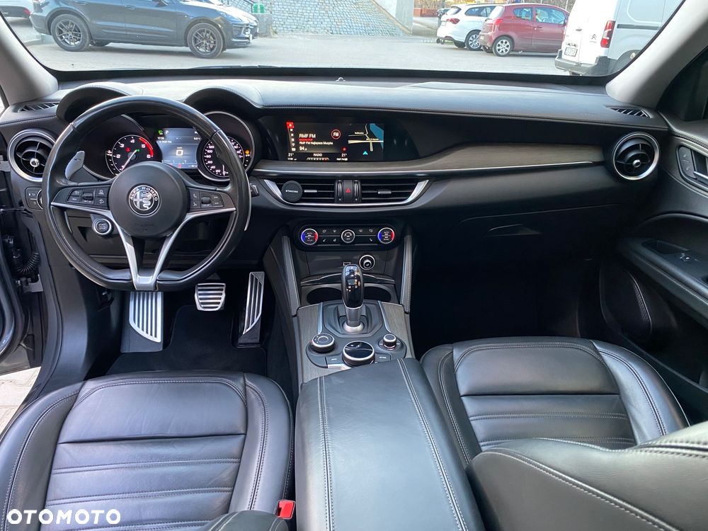 Alfa Romeo Stelvio 2.2 16V AT8-Q4 Executive - 11