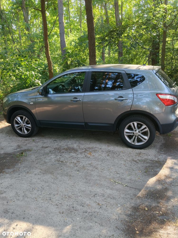 Nissan Qashqai - 1