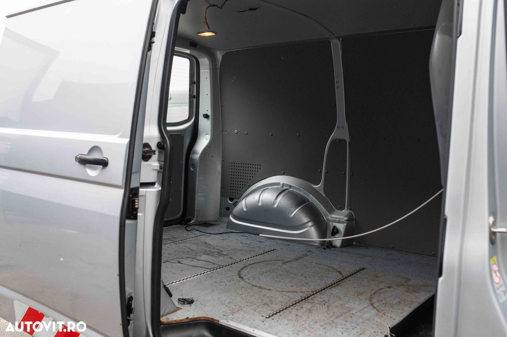 Volkswagen Transporter T5 7FD135/WF2/ZP1/1T3 4MOTION - 19