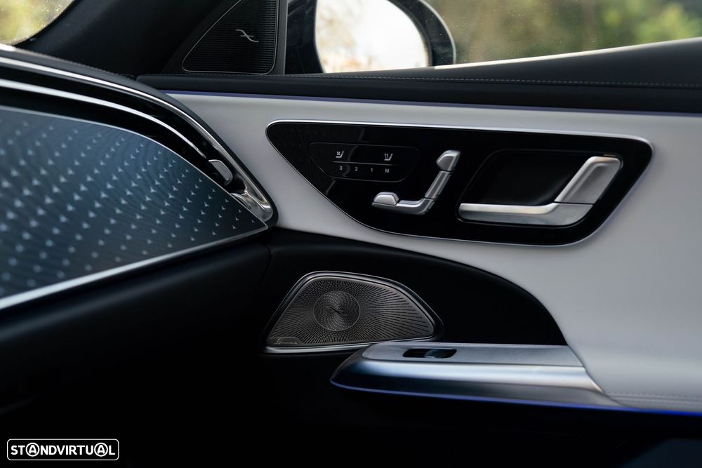 Mercedes-Benz E 300 - 35