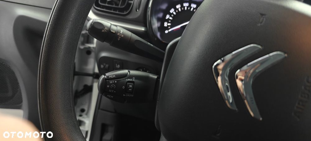 Citroën C3 1.2 PureTech Shine - 15