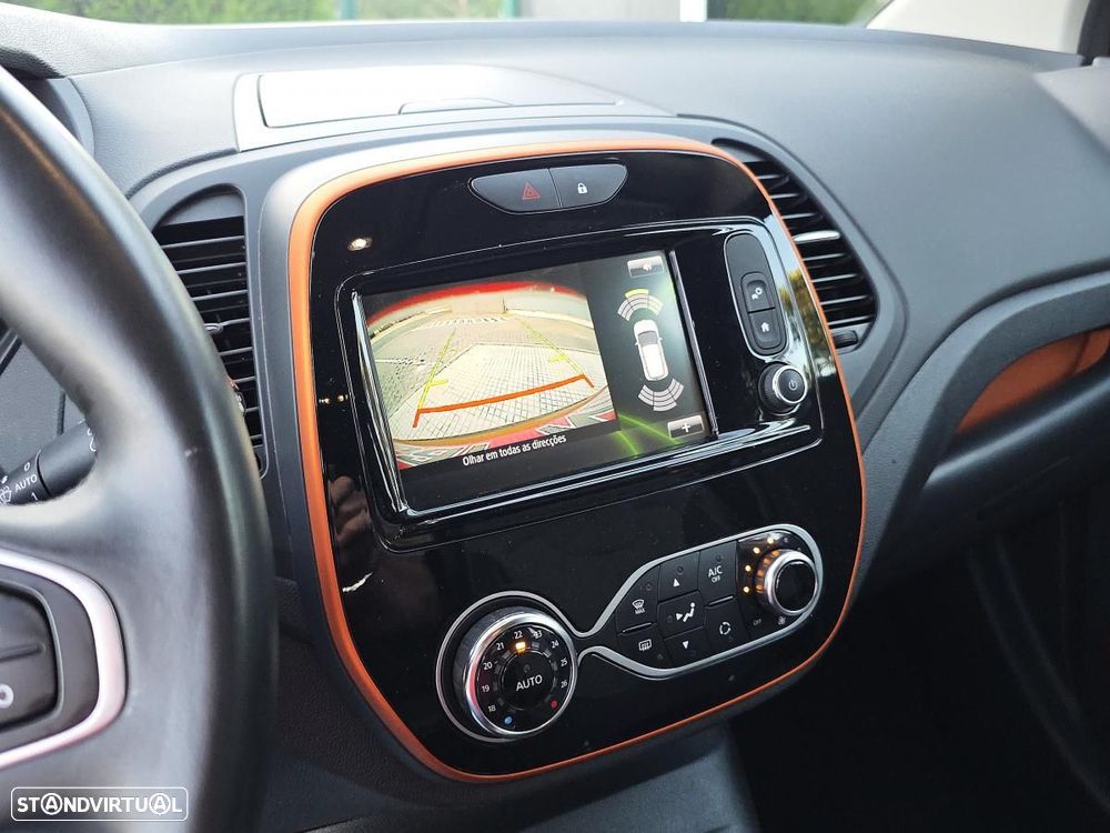 Renault Captur 1.5 dCi Exclusive XMOD - 30