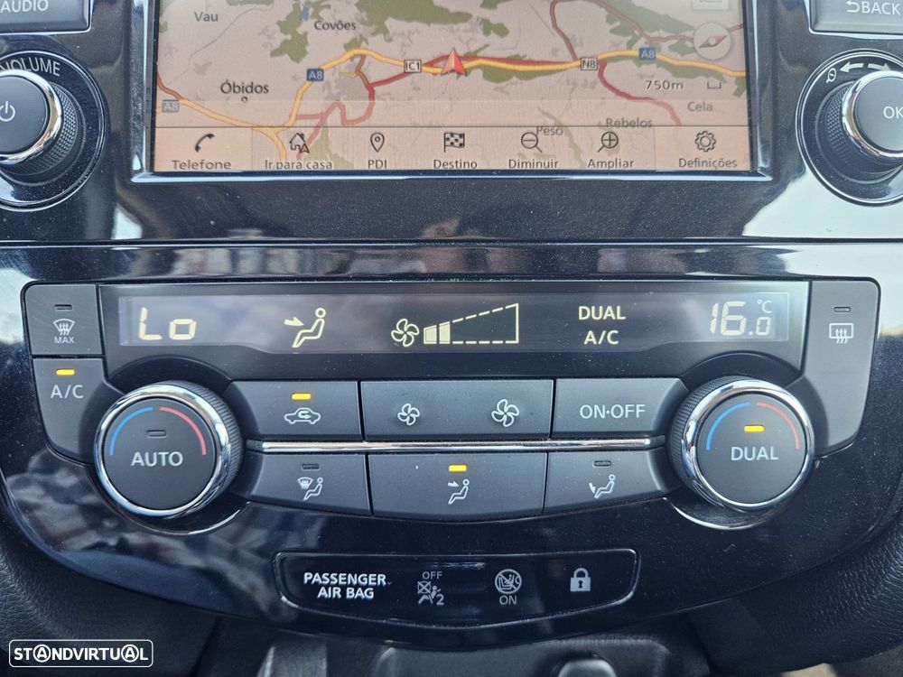 Nissan Qashqai 1.3 DIG-T N-Connecta LED+SKY - 34