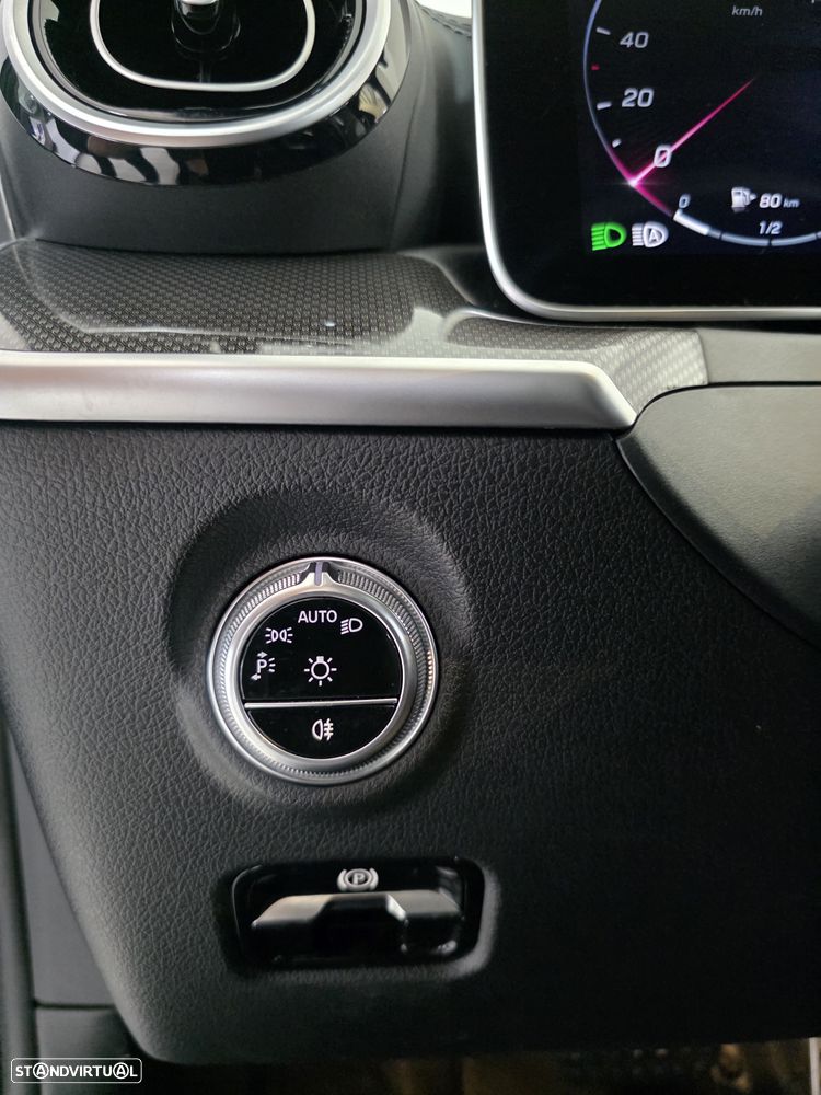 Mercedes-Benz C 300 e T 9G-TRONIC AMG Line - 25