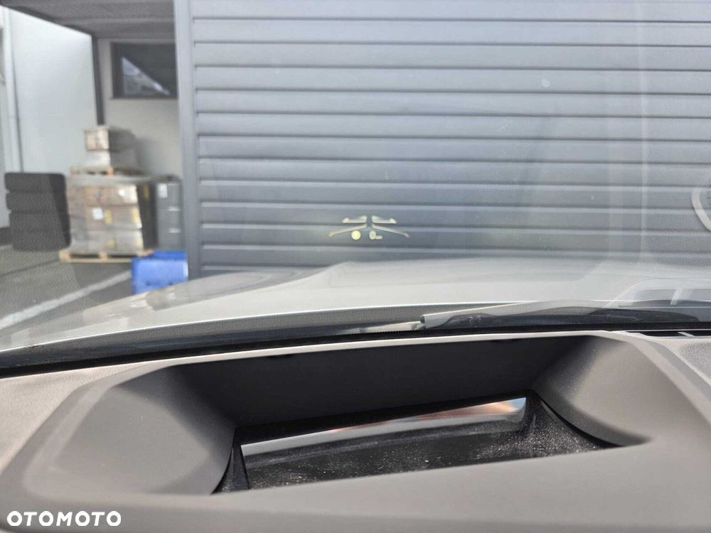 BMW Seria 3 330i xDrive M Sport sport - 14