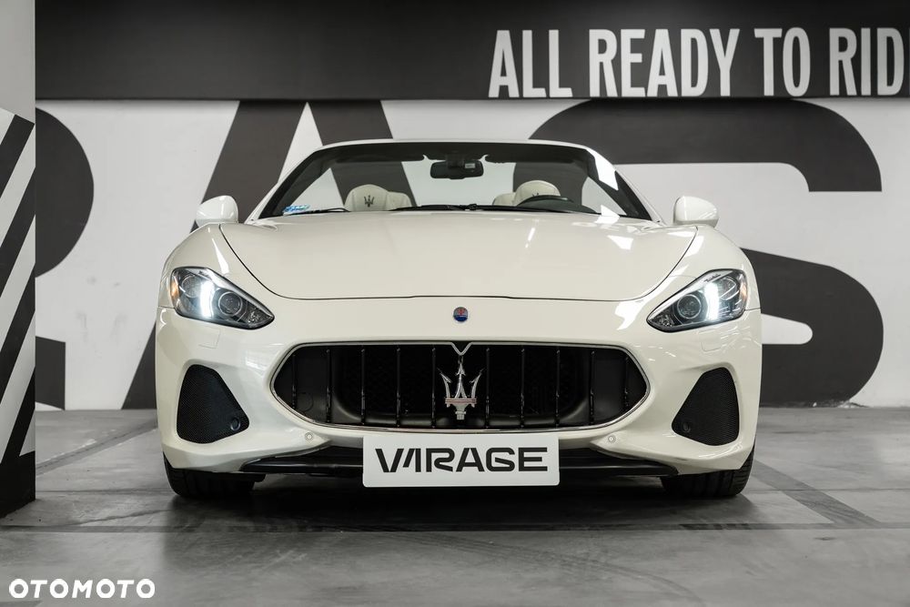 Maserati GranTurismo S - 14