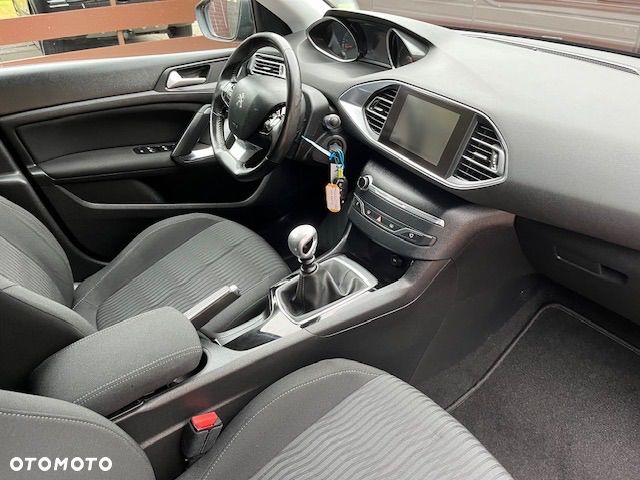 Peugeot 308 1.6 BlueHDi Business Line S&S - 11