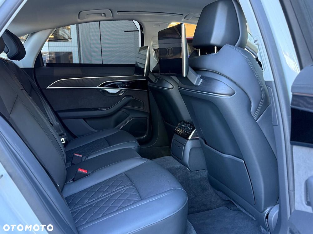 Audi A8 - 33