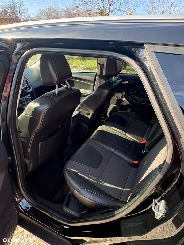 Ford Focus 2.0 TDCi Titanium ASS - 6