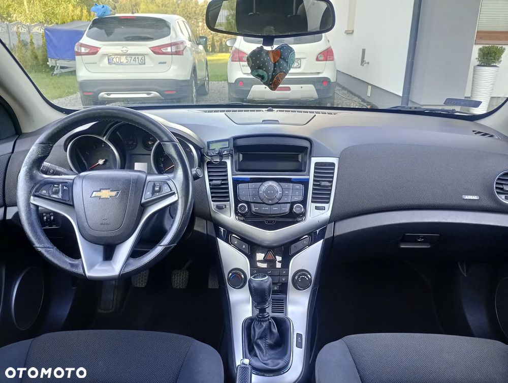 Chevrolet Cruze 1.8 LT - 6