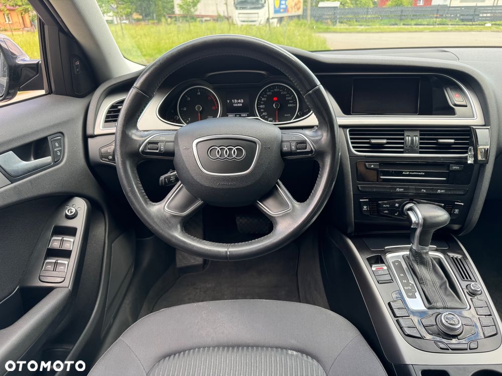 Audi A4 Avant - 16