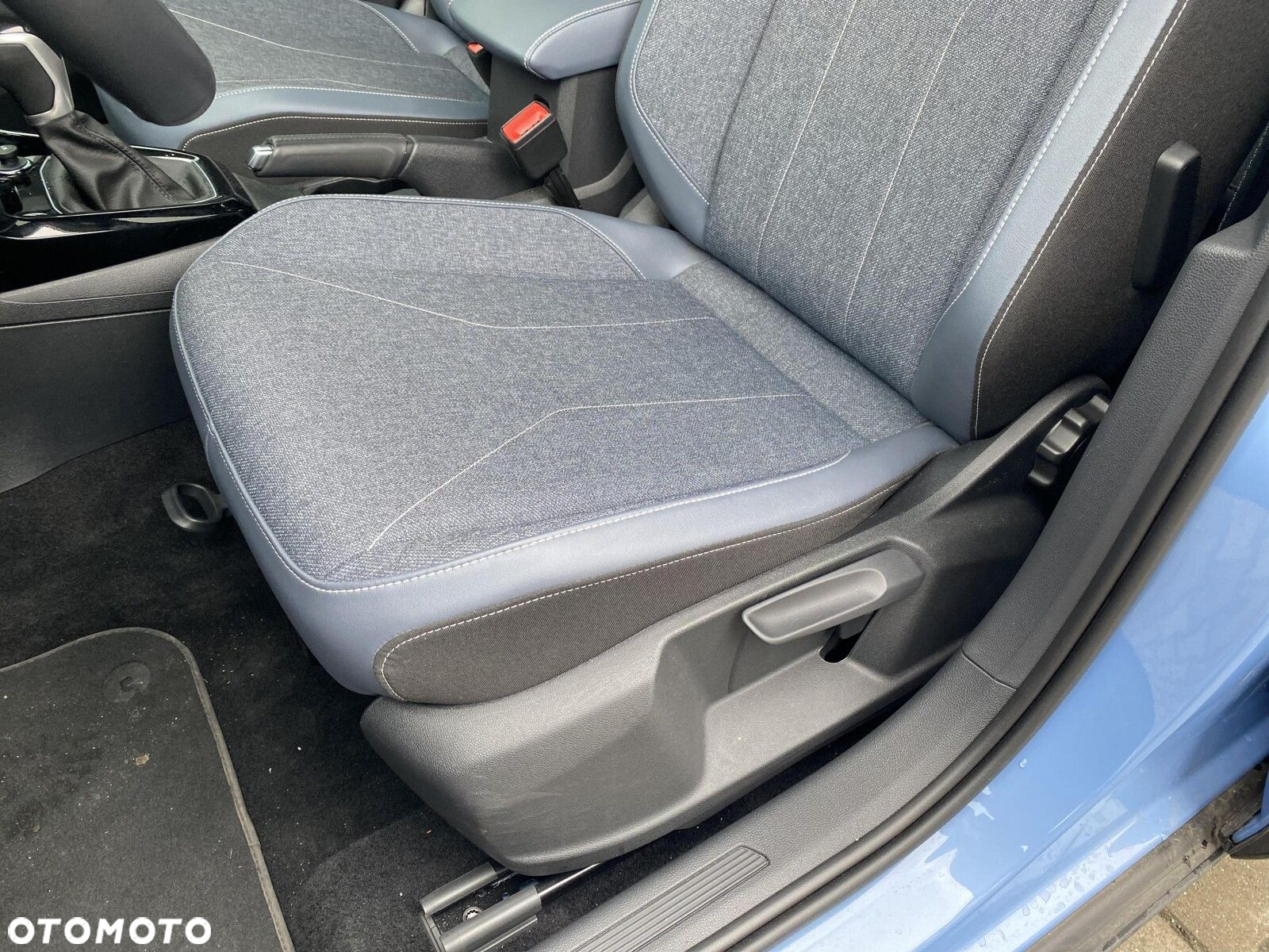Volkswagen T-Cross - 32