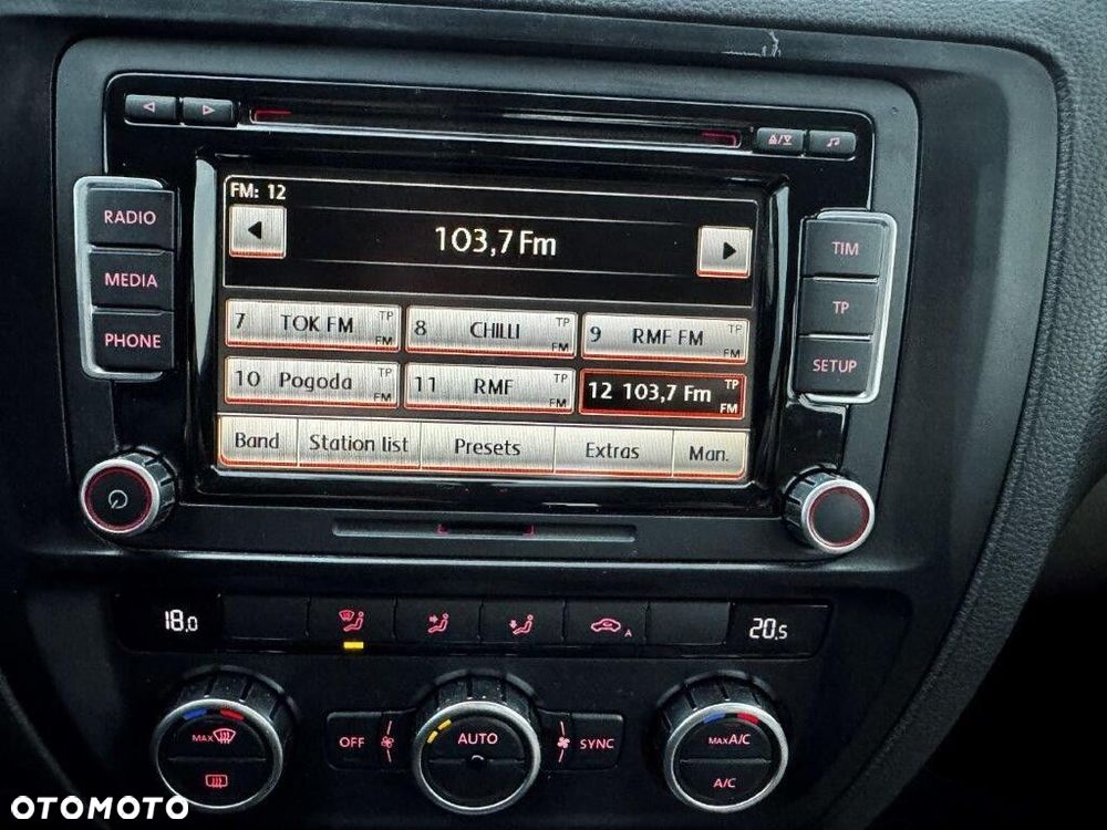 Volkswagen Jetta - 17