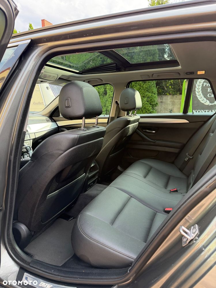 BMW Seria 5 520d Luxury Line - 26