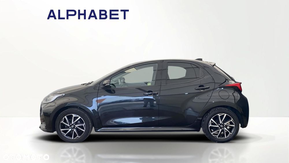 Toyota Yaris 2022 photo 2
