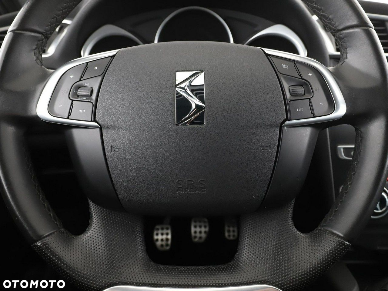 DS Automobiles DS 4 Crossback - 21