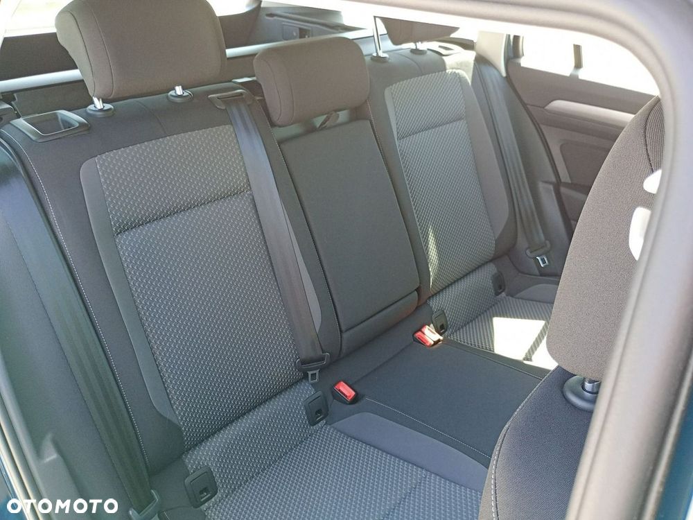 Volkswagen Passat Variant 2.0 TDI EVO Essence - 33