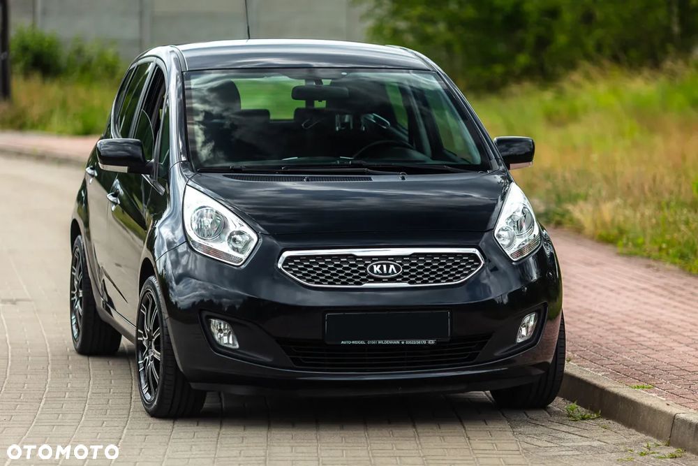 Kia Venga - 16