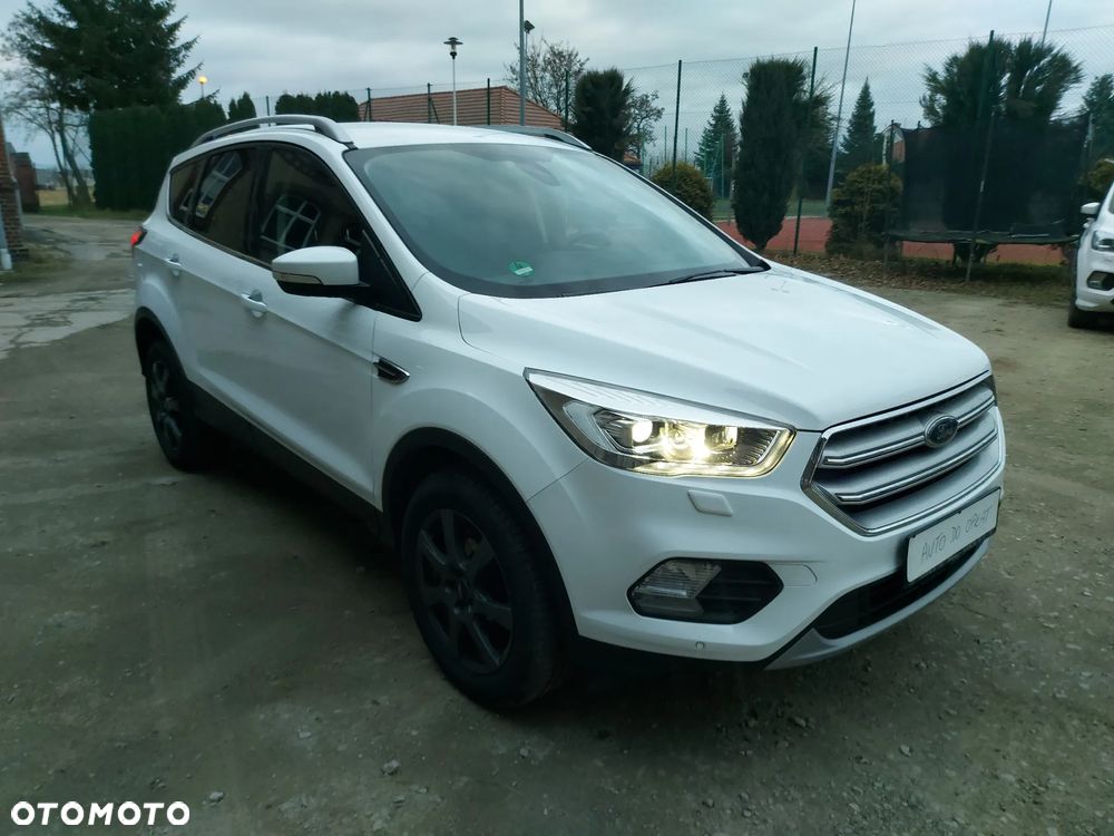 Ford Kuga 1.5 EcoBoost 2x4 Trend - 1